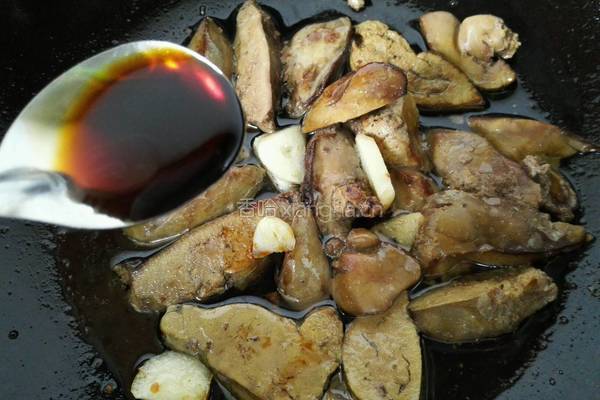 韭菜炒鸡肝的做法图解4