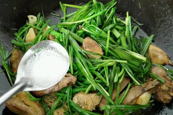 韭菜炒鸡肝的做法图解6