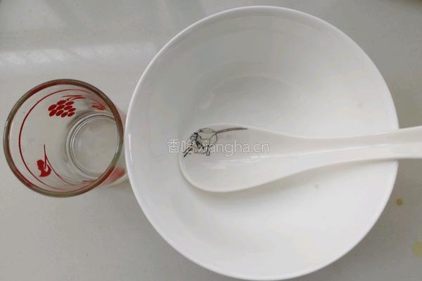 马蹄粉凉粉的做法图解1