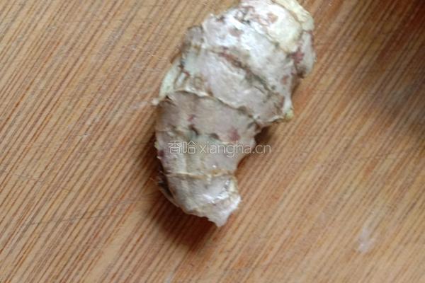 土豆炖排骨的做法图解3