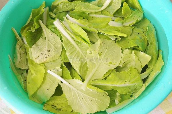 玉米青菜圆子汤的做法图解3