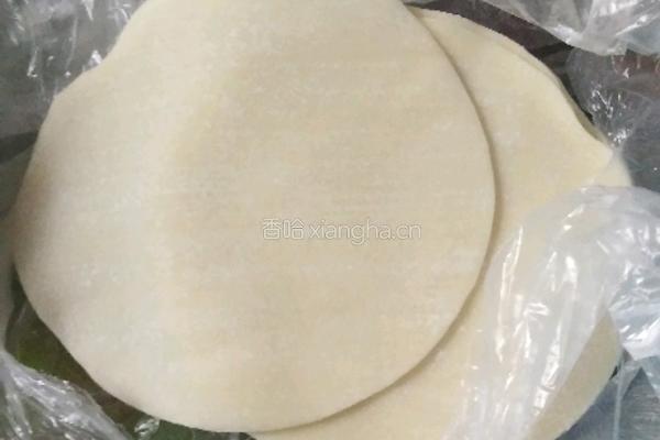 我包柳叶饺子的做法图解2