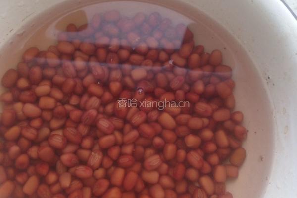 杂米红豆饭的做法图解1