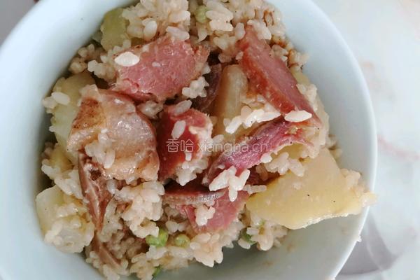 土豆腊肉焖饭（电饭锅版）的做法图解3