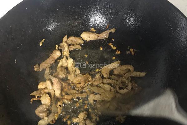 圆葱炒肉的做法图解3
