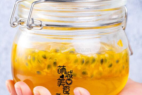 百香果柠檬蜂蜜的做法图解1
