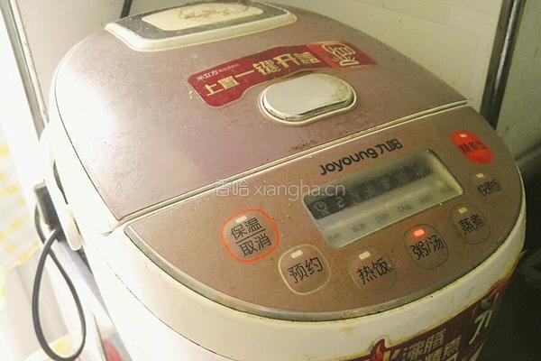 黑豆黄豆小米粥的做法图解6