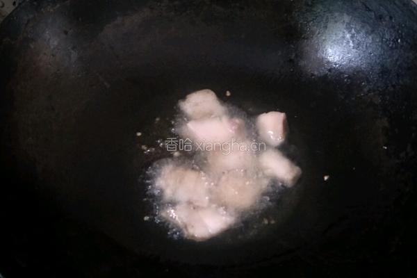 蒜苗炒肉的做法图解2