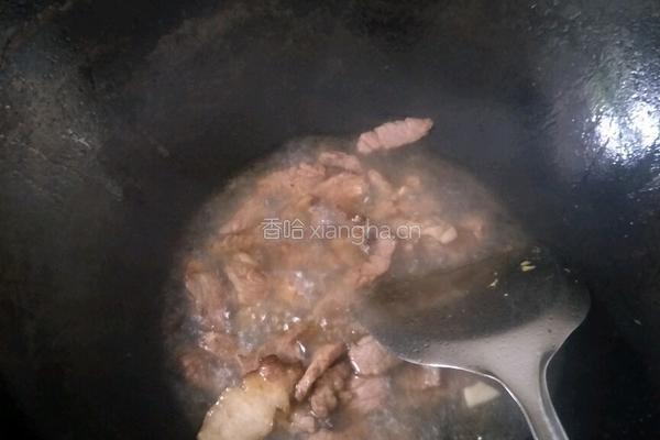 蒜苗炒肉的做法图解3