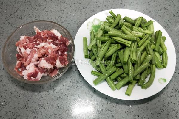 豆角卤面的做法图解1