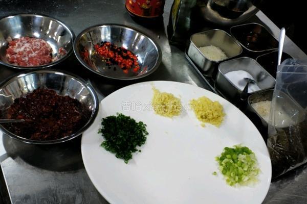 麻婆豆腐的做法图解1
