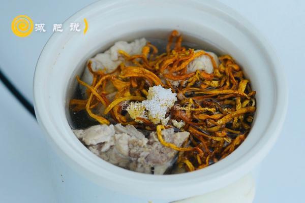 虫草花猪骨汤的做法图解7