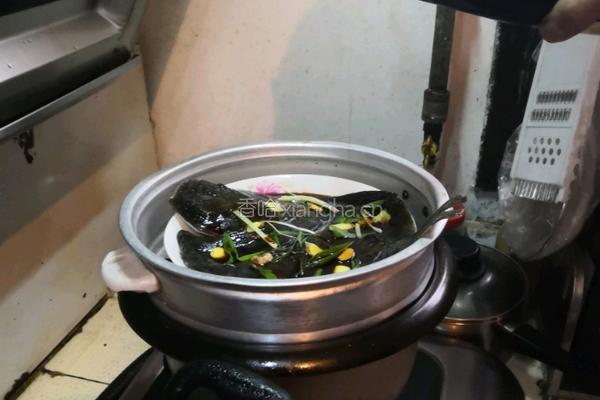 清蒸多宝鱼的做法图解3