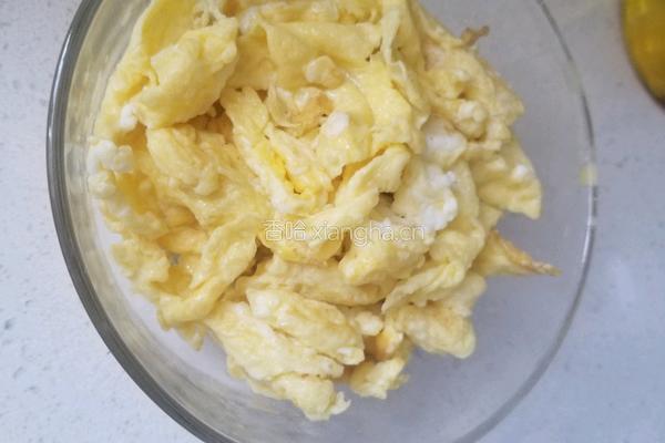 蛋酱菠菜的做法图解4