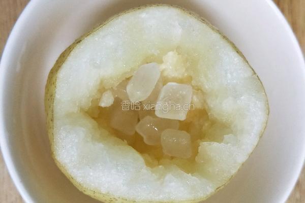 川贝冰糖炖雪梨的做法图解1