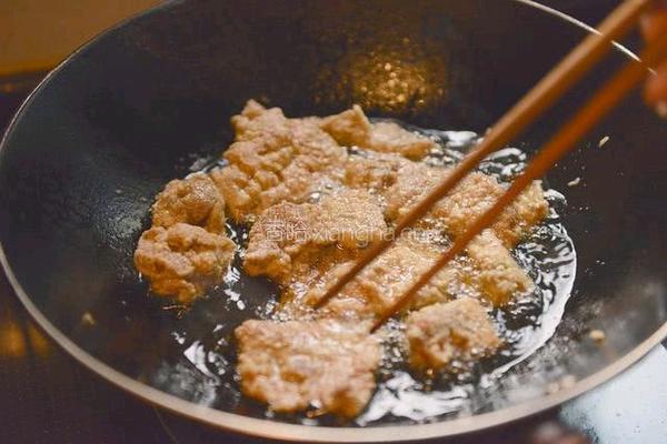 炸酥肉的做法图解3
