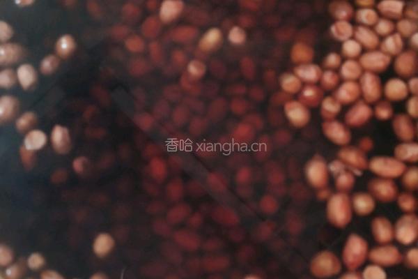 五香花生米的做法图解1