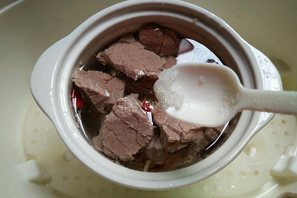 党参北芪牛肉汤的做法图解9