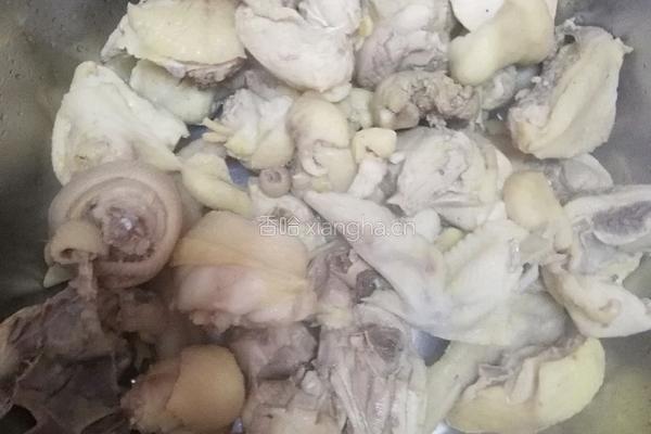 高压锅炖鸡的做法图解2