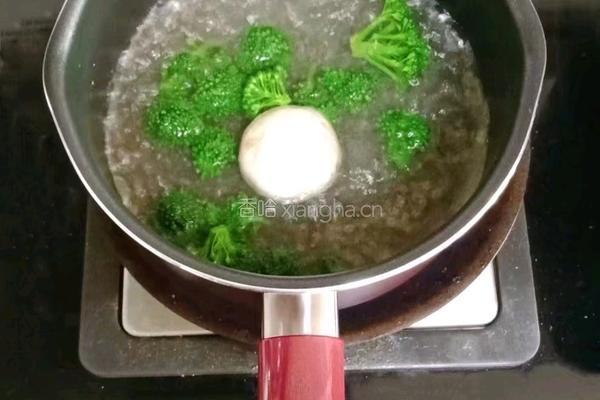 口蘑补锌粥 (宝宝辅食）的做法图解8