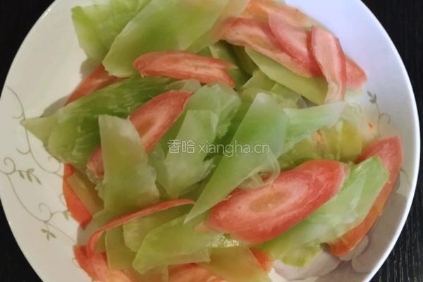 凉拌莴笋头的做法图解1