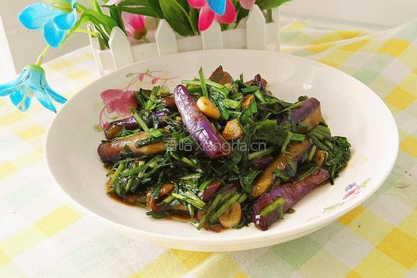 茄子炒韭菜