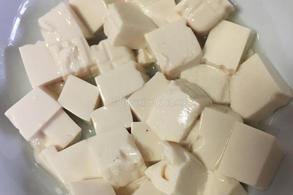 肉末豆腐鸡蛋羹的做法图解2