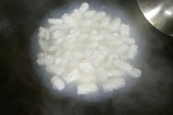 清爽小炒鲜鱿的做法图解10