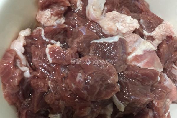 罐焖牛肉（家常版）的做法图解1