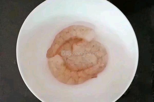 虾仁鸡蛋面线 (宝宝辅食）的做法图解1