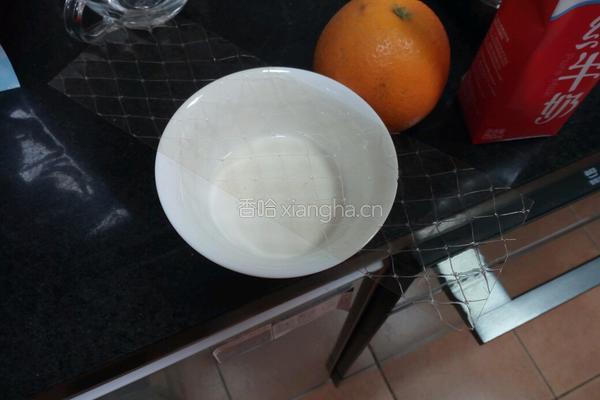 葡萄果冻慕斯杯的做法图解1