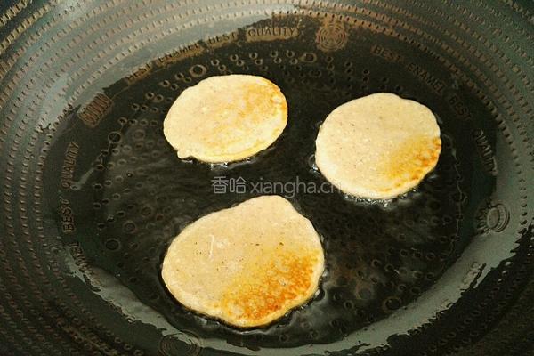 芝麻牛奶煎饼的做法图解10