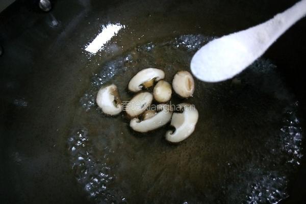 虾滑鸭血汤的做法图解7