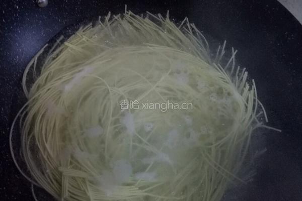 葱油拌面的做法图解4