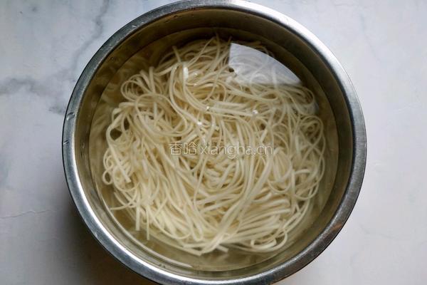 番茄鸡蛋拌面的做法图解8