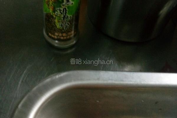 黑椒全鸡的做法图解2
