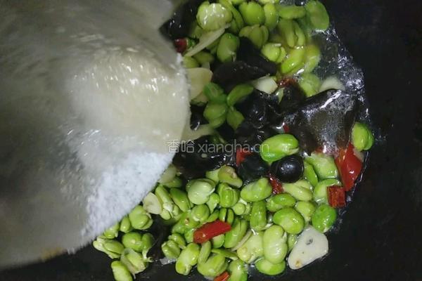 泡椒蚕豆米炒肉丝的做法图解4