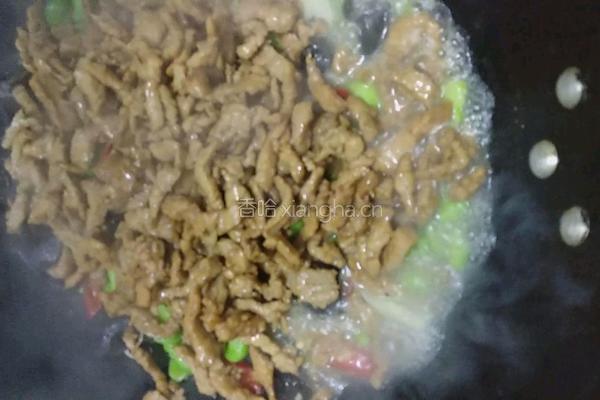 泡椒蚕豆米炒肉丝的做法图解6
