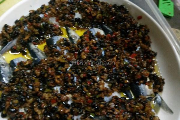 豆豉酱蒸秋刀鱼的做法图解5