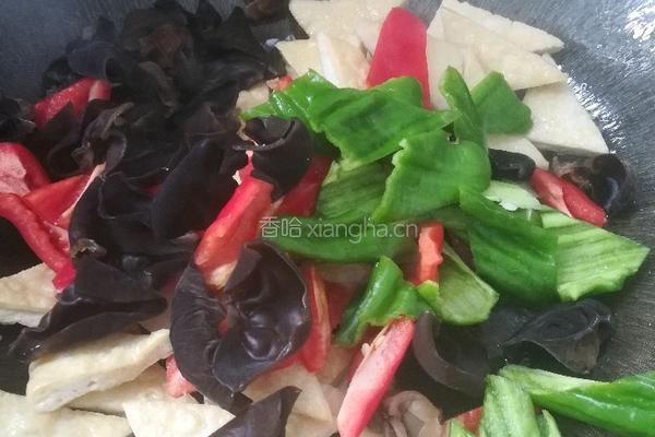 虾米炒豆腐干的做法图解10