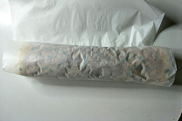 海盐香葱肉松蛋糕卷的做法图解16