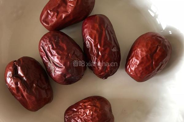 红糖大枣馒头的做法图解2