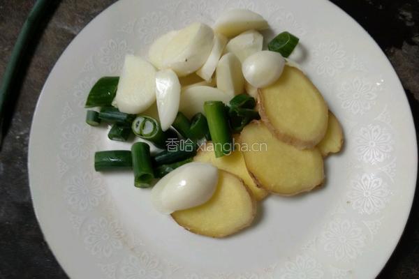 红烧黄花鱼的做法图解2