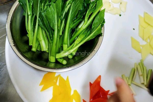 骨香鸽片的做法图解1
