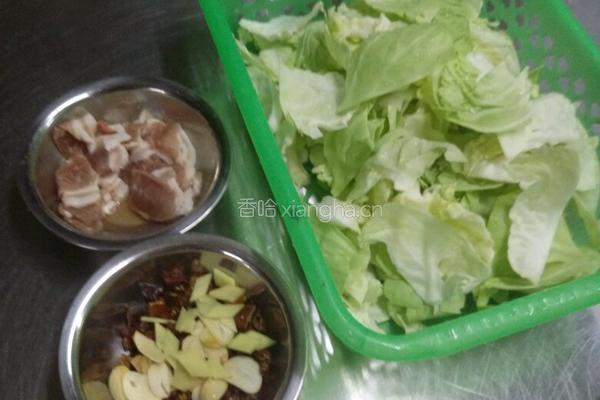 手撕包菜的做法图解1