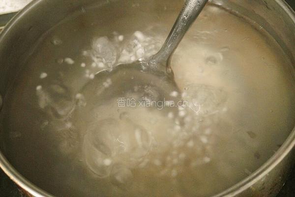 菠萝奶香西米露的做法图解3