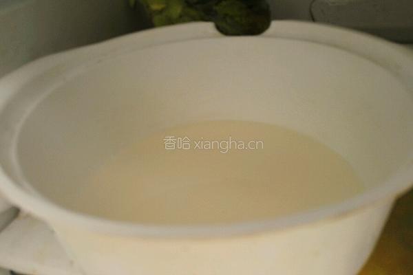 菠萝奶香西米露的做法图解6