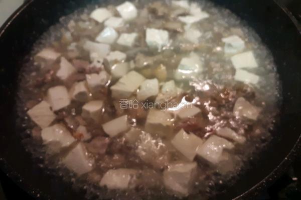 咸鱼豆腐煲的做法图解6