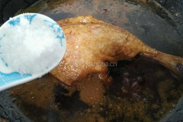 香酥卤鸭腿的做法图解6