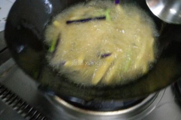 豆角炒茄子的做法图解2